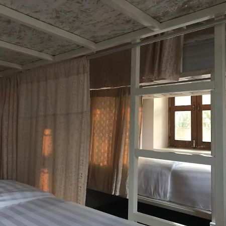 Insight Hostel Чиангмай Экстерьер фото
